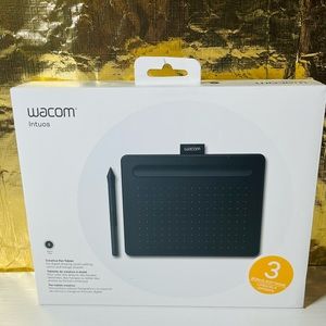 wacom Intuos drawing tablet and pen